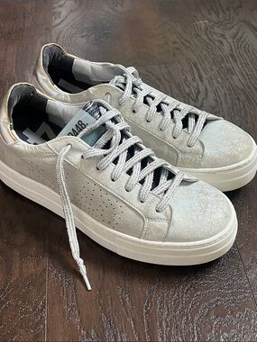 P448 F24THEA Waterfall "You Can Surf Later” Thea Sneaker  size 8.5 us 39 eur
